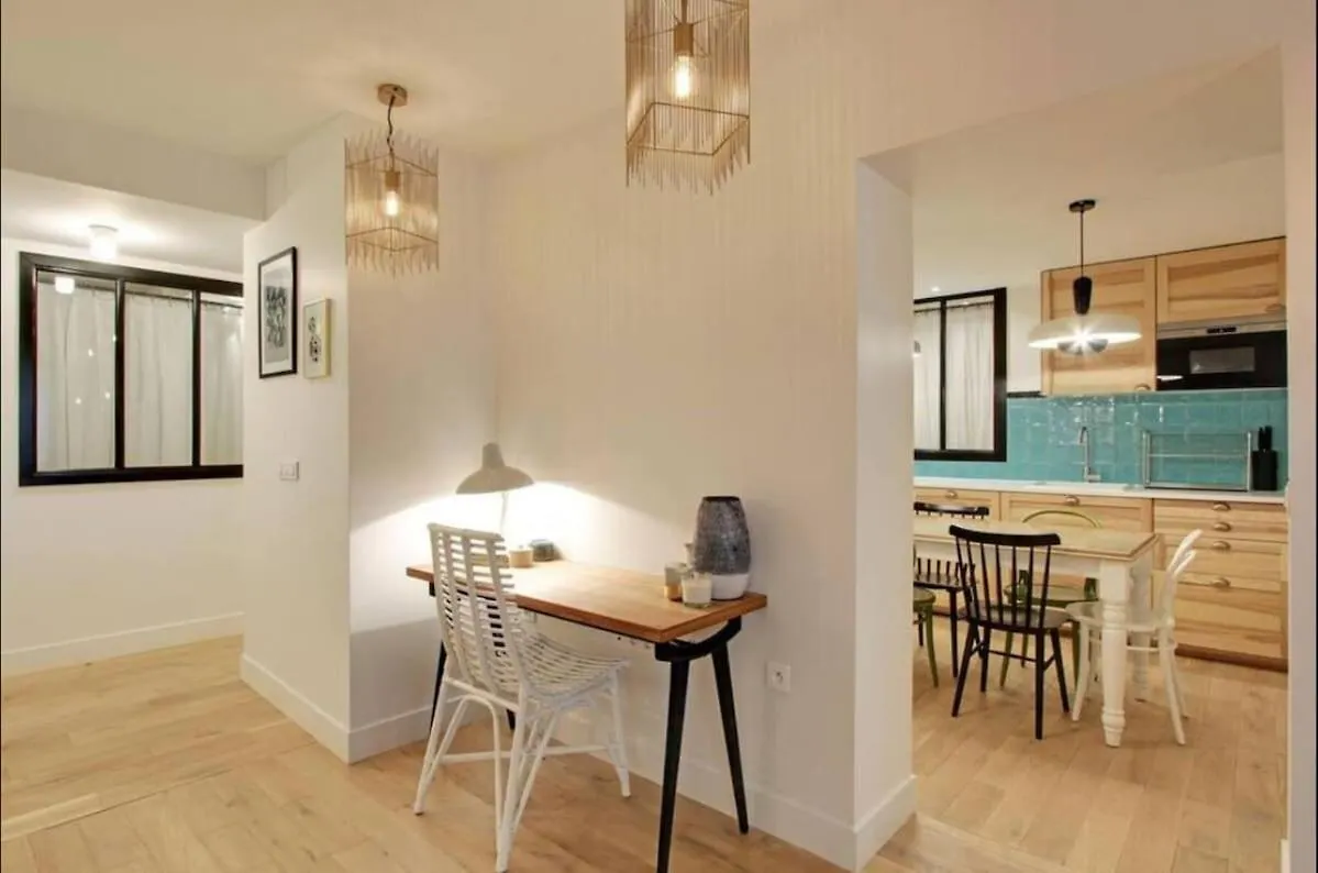 Superbe Appartement Aux Halles I Paris 0*,  France