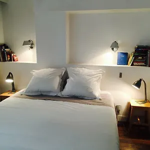Appartement Chez Vous St Honoré, Paris